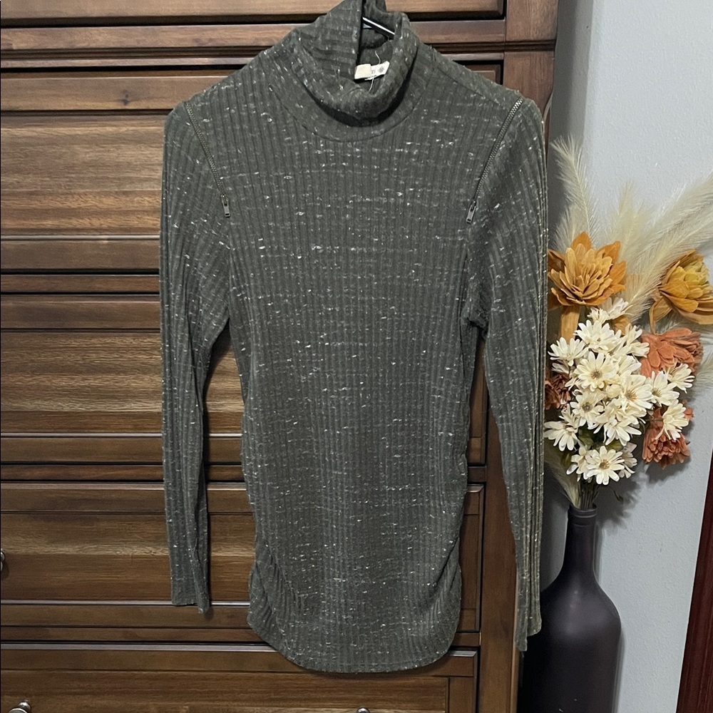 Ruff Hewn Olive Green Ribbed Turtleneck Top